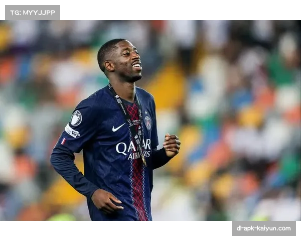 巴黎官宣：杜埃上场比赛中受伤，未来几周将无法出战